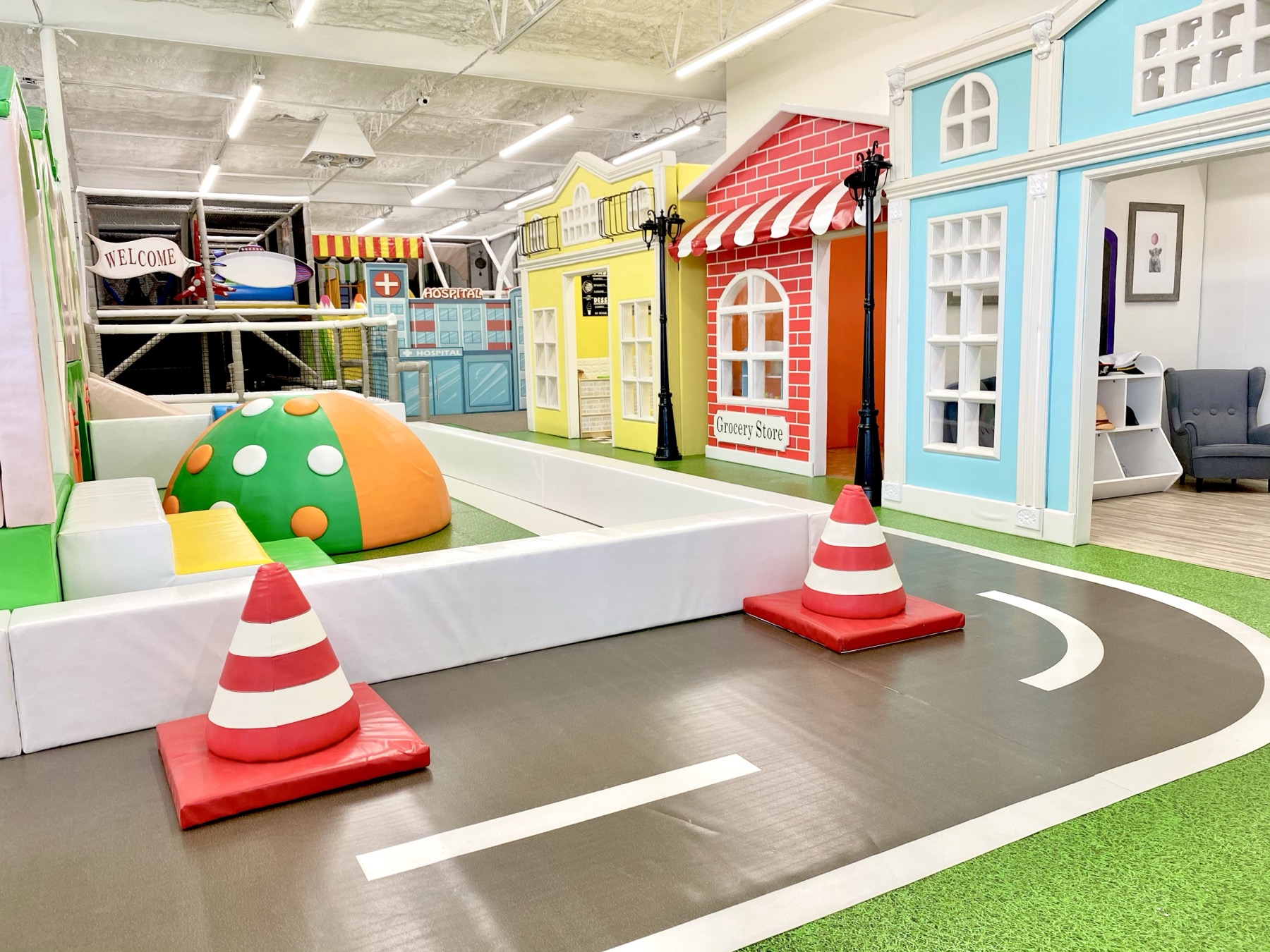 Pretend city and imaginative play area at Giggles and Fun Katy