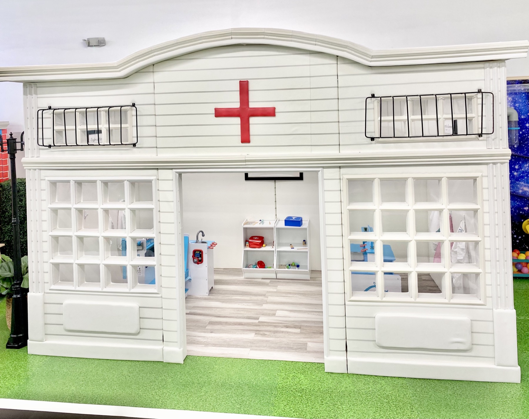 Pretend-play](https://gigglesandfun.com/wp-content/uploads/2026/03/IMG_5621.jpg%22,%22alt%22:%22Pretend-play) clinic or hospital building inside Giggles and Fun.